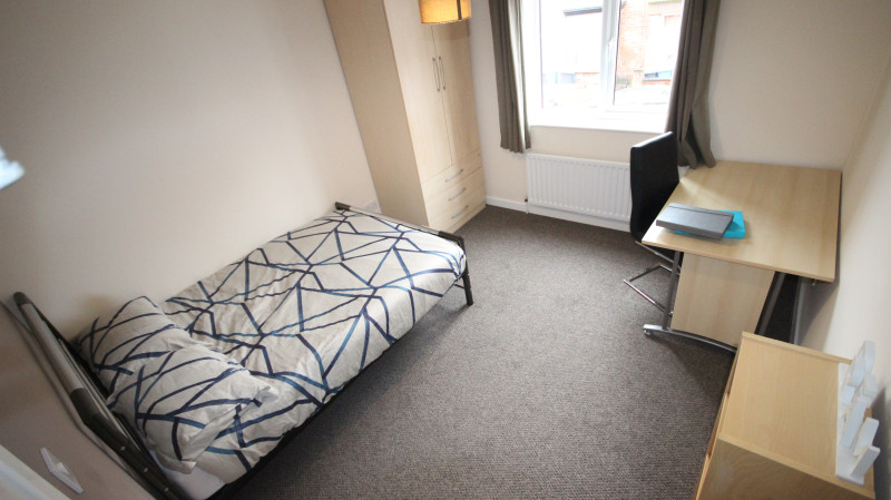 Bedroom 1 at 3D Ainsley Court